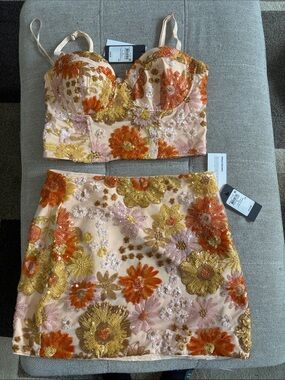 Guess Embellished Floral Sequin Bustier & Mini Skirt Set - Peach, Orange, Gold